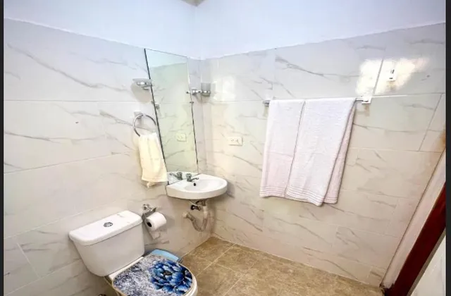 Dubai Aparthotel Santo Domingo Room Bathroom